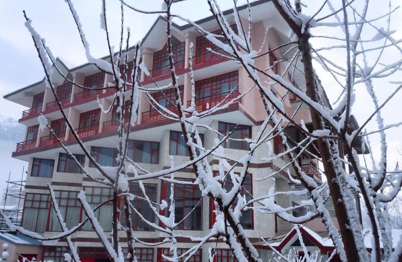 Отель Sterling Manali Экстерьер фото