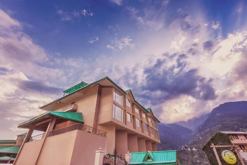 Отель Sterling Manali Экстерьер фото